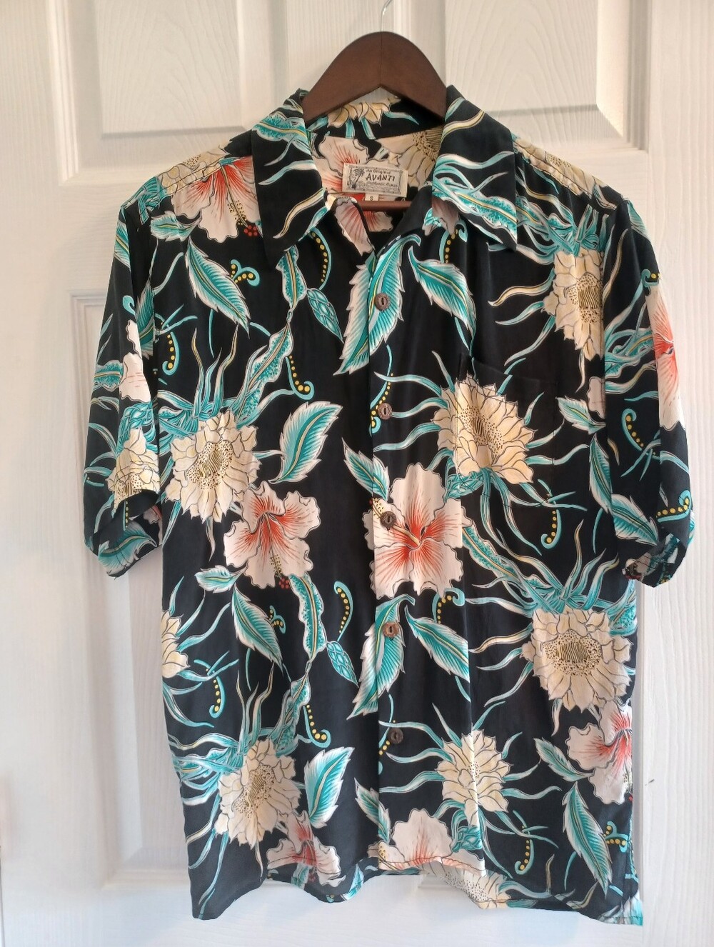 Avanti Black Floral PrintShort-Sleeve Silk Camp Shirt with Teal Leaves Tropical